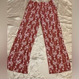 Elephant print pants L